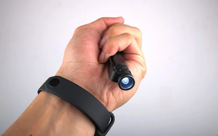 New Tactical Pen With Emergency Flash light, Glass Breaker Self Defense Supplies