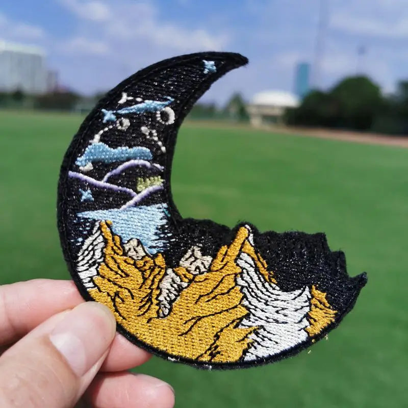 Prajna Wild Adventure Embroidered Patches For Clothing Badges Traveler Mountain Patch For T-shirt Iron On Patches On Clothes DIY
