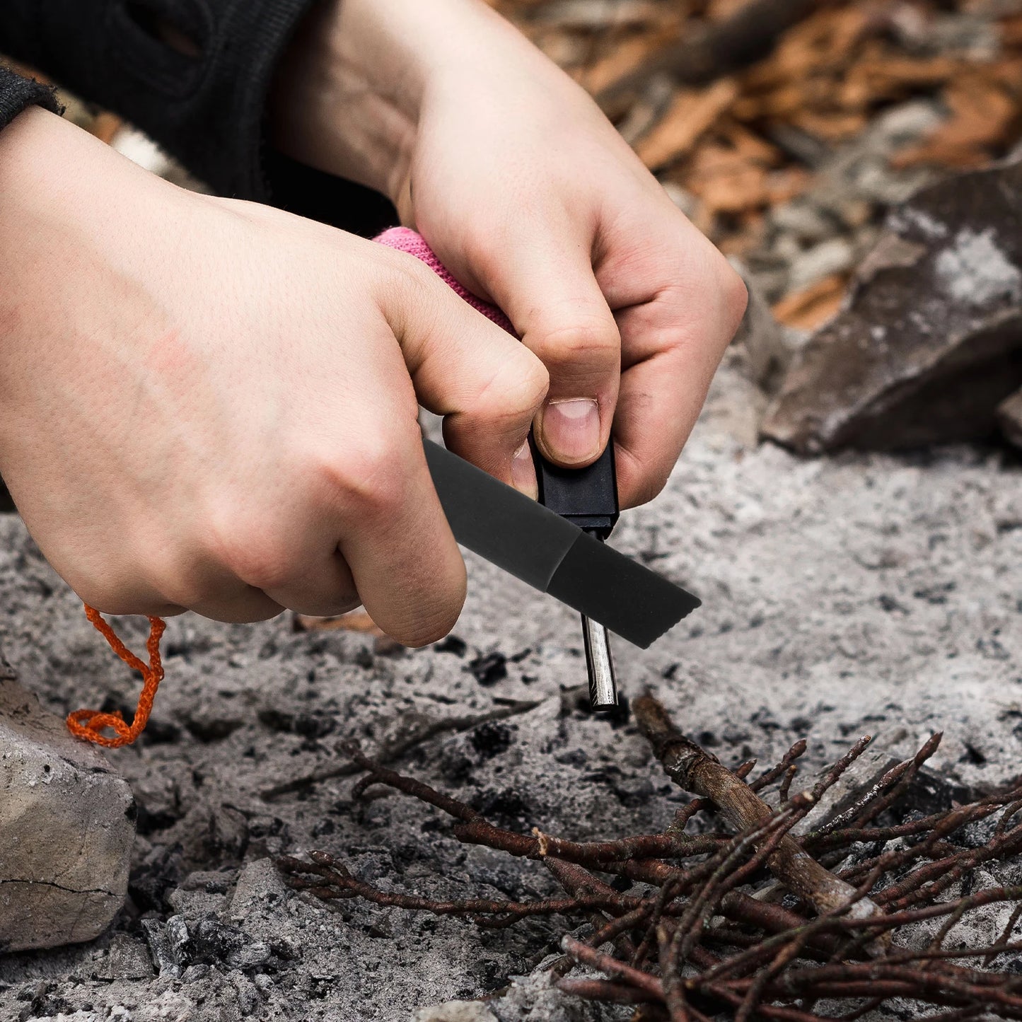 10Pcs Fire Starter Survival Scrapers Steel Flint Camping Gear Outdoor Accessories Magnesium Rods Striker Emergency Safety