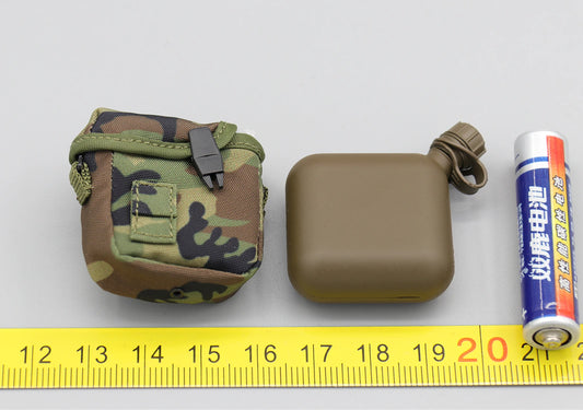 1/6 Soldier DAM 78094 Water Bottle+bag Model for 12 '' US 75th Ranger Regiment Airborne Soldiers